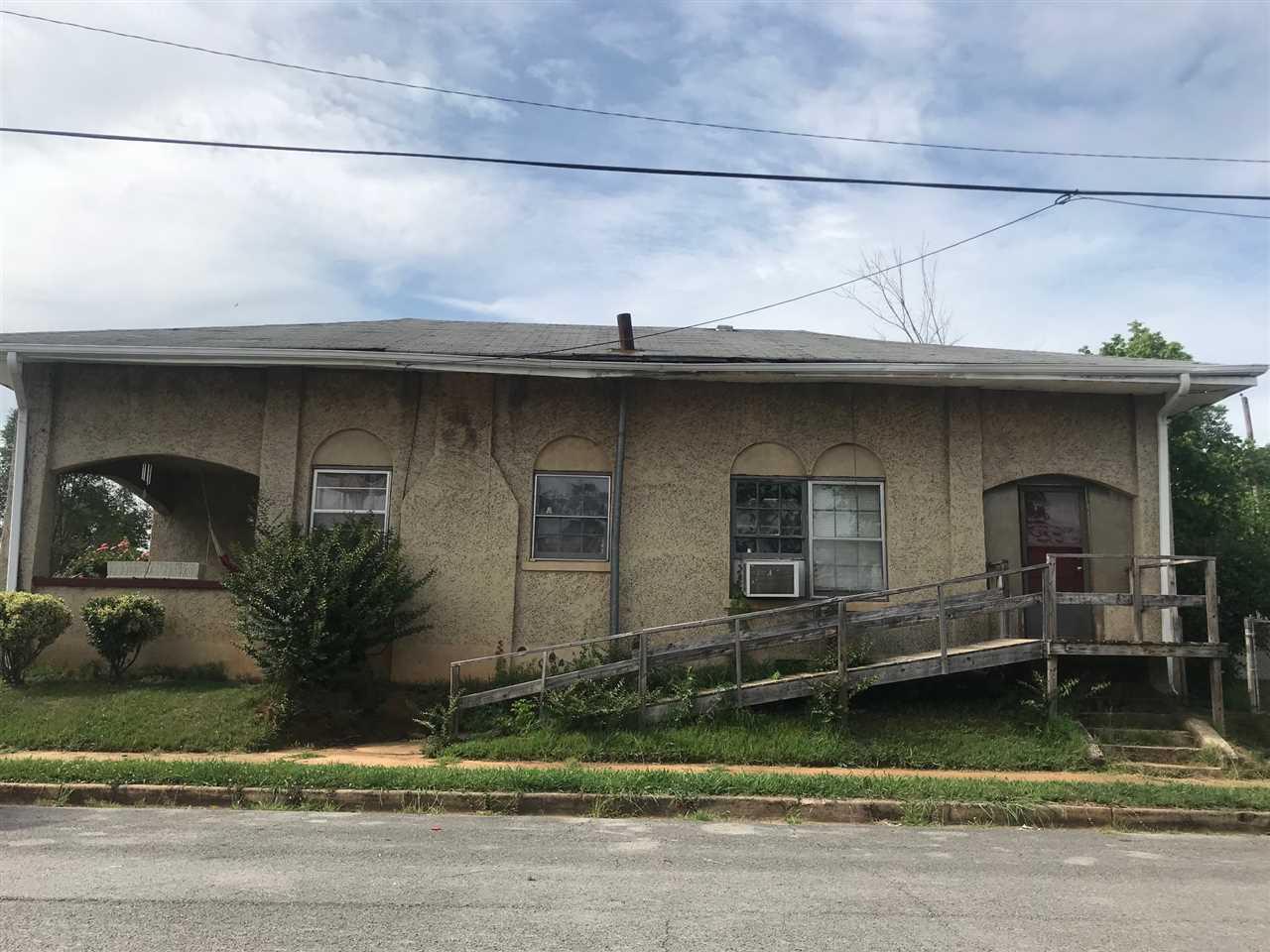 400 St Louis Avenue - Photo 1