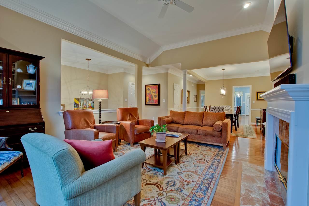 44 Revere Way - Photo 1