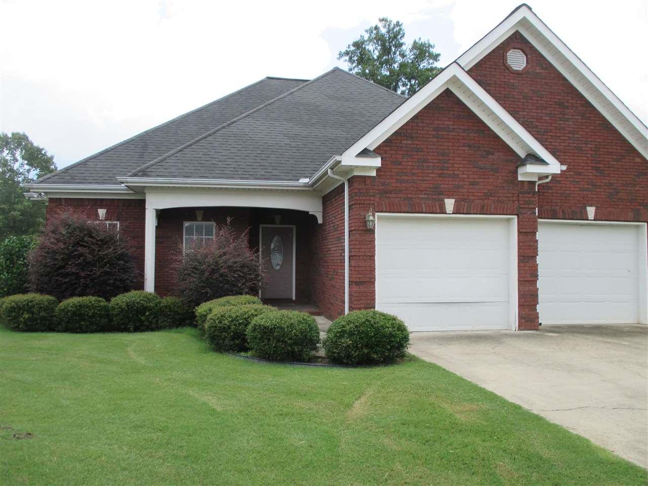 101 Victoria Place - Photo 1