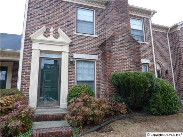 1017 Heatherwood Drive - Photo 1