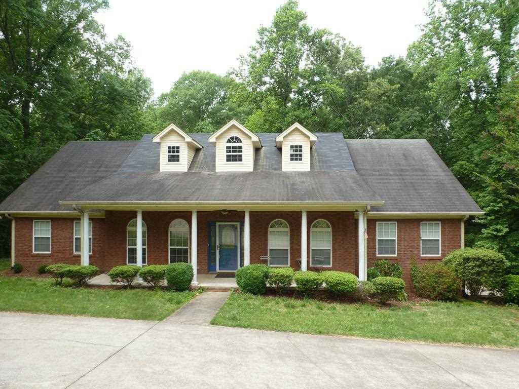 208 Briarcliff Drive - Photo 1