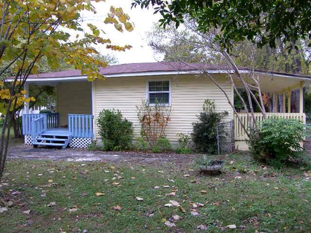 1801 Polk Drive - Photo 1