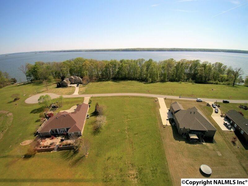 72 Saint Andrew Drive - Photo 1