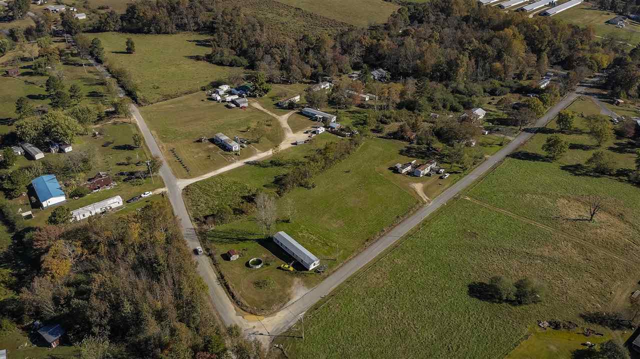 512 Summerour Road - Photo 1