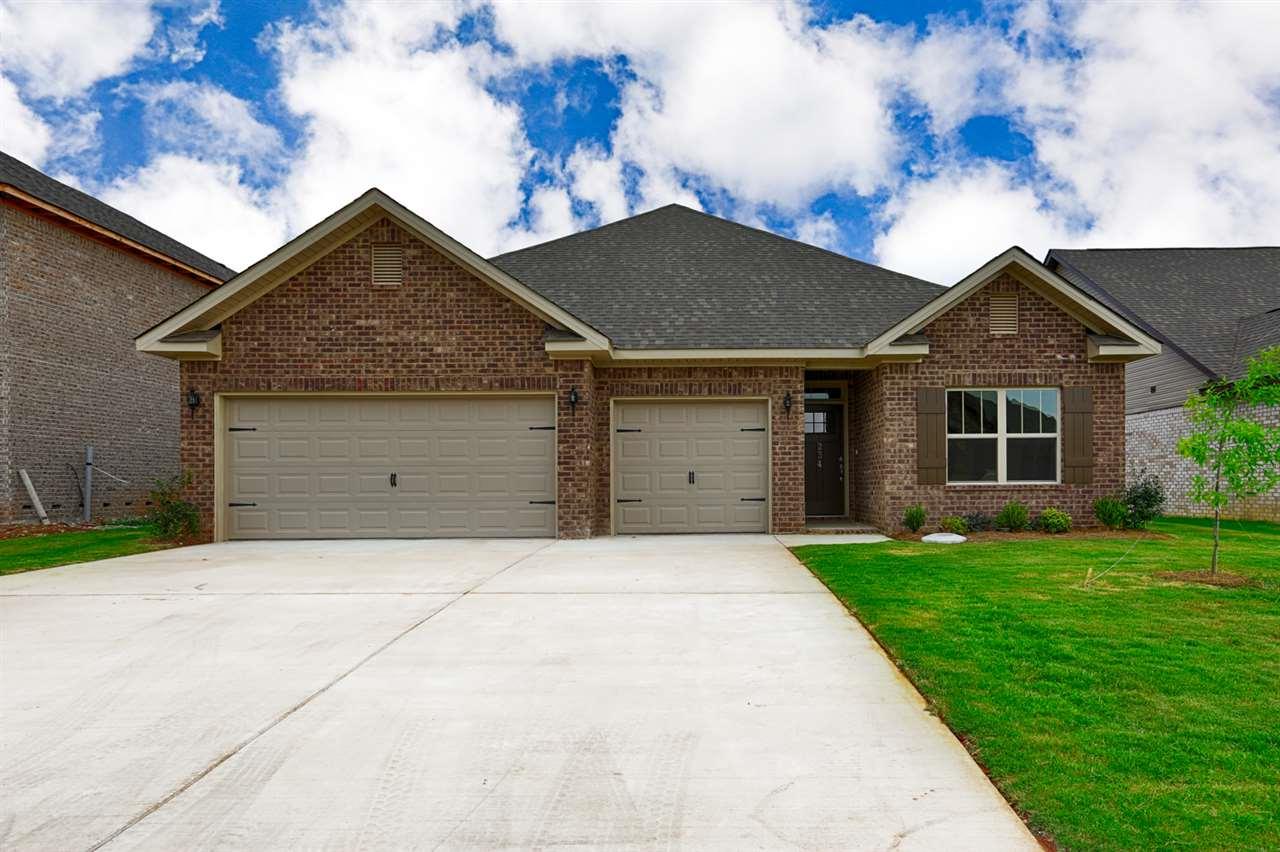 204 Iron Circle - Photo 1