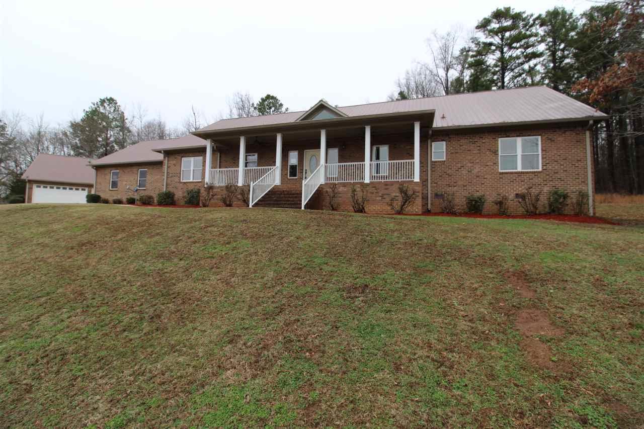 105 Seneca Lane - Photo 1