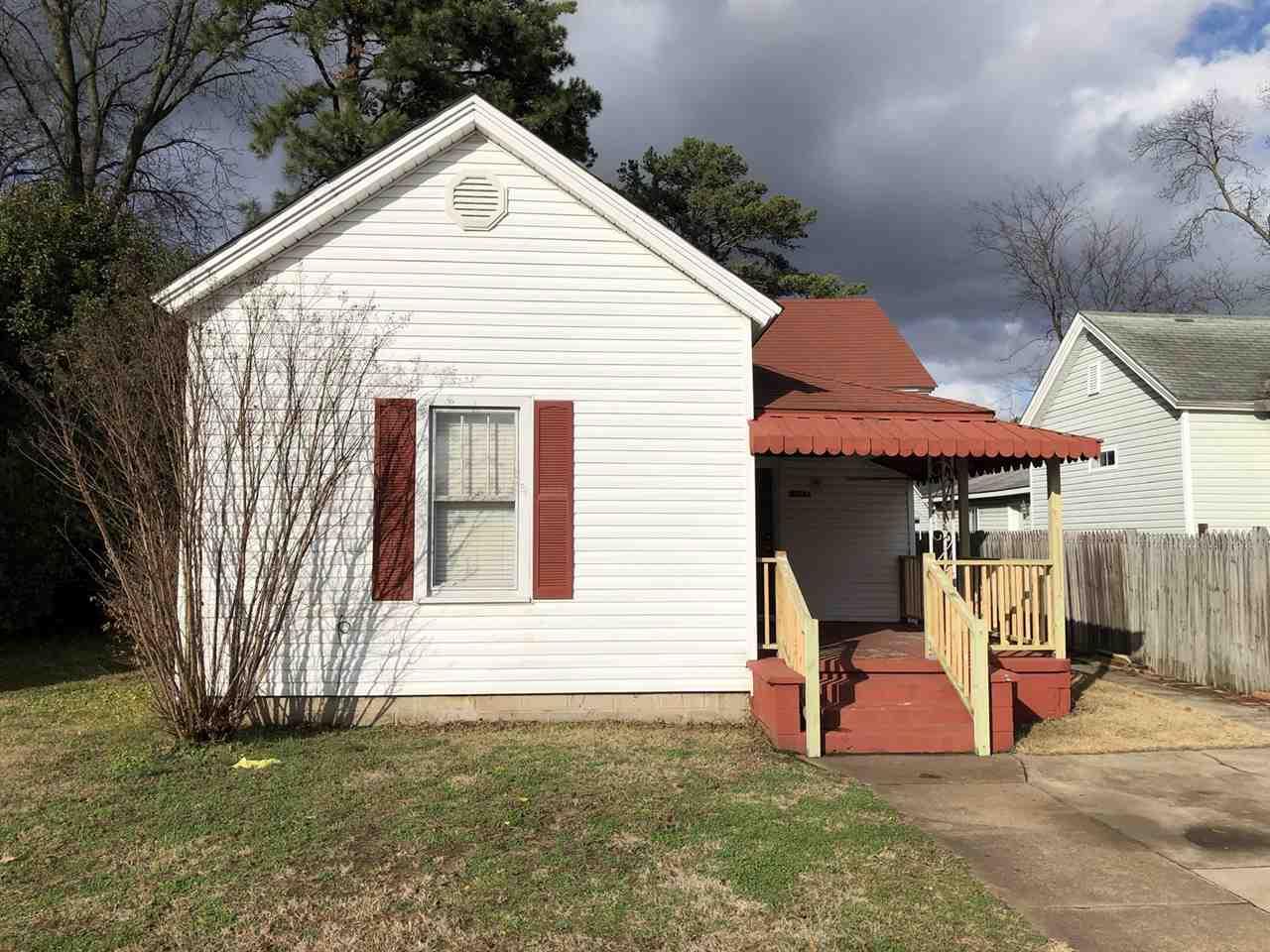 705 Mckinley Avenue - Photo 1
