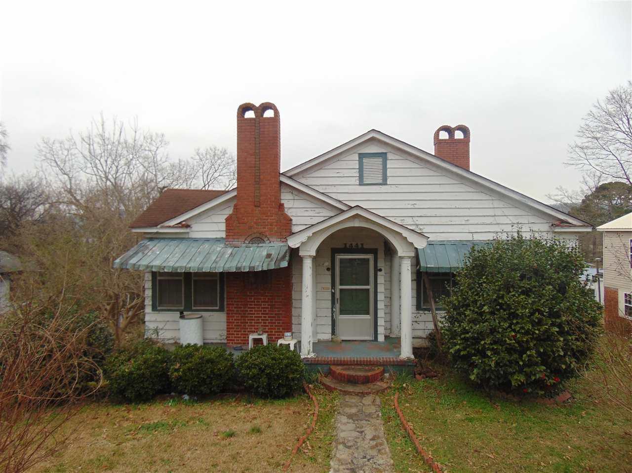 1441 Carlisle Avenue - Photo 1