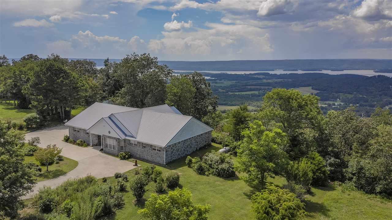 110 Overlook Drive - Photo 1