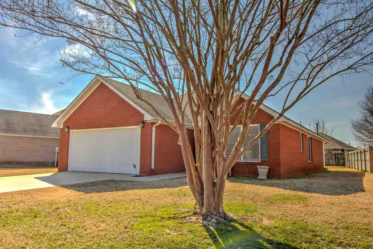 1807 Smith Avenue - Photo 1