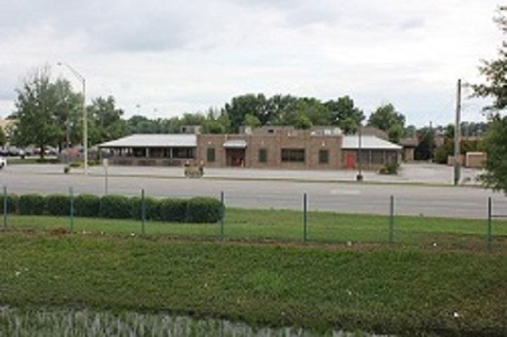 395 Cox Creek Parkway - Photo 1