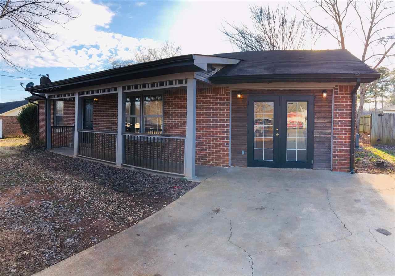 20477 Lovell Drive - Photo 1