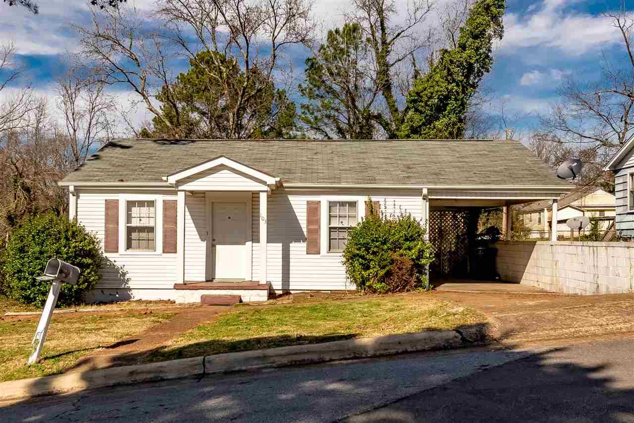 103 Button Avenue - Photo 1