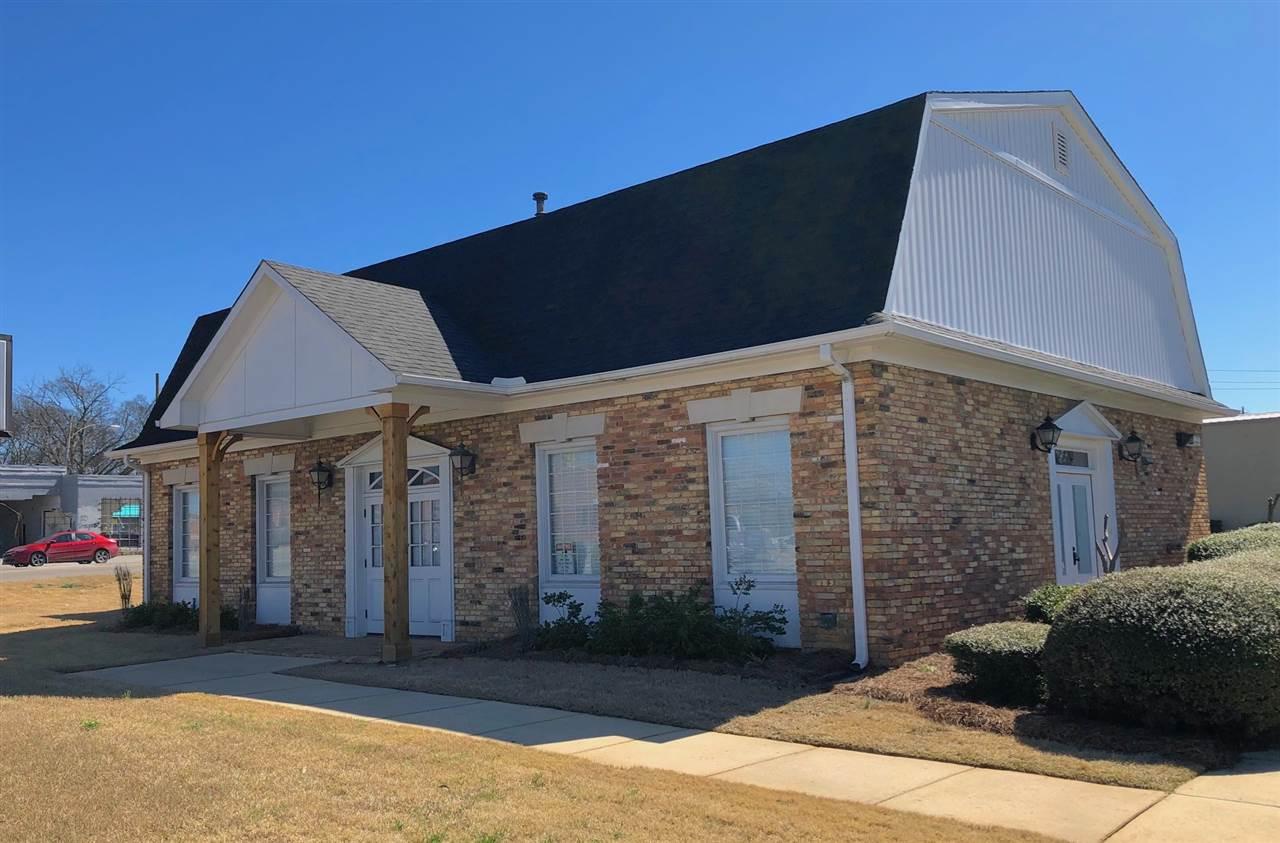 3201 Governors Drive - Photo 1