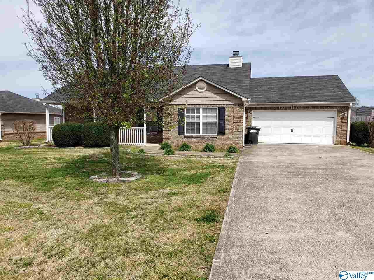 125 Sophia Drive - Photo 1