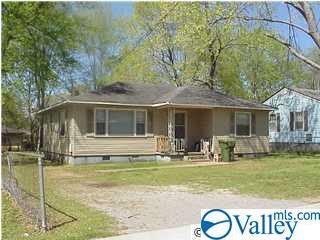 407 Plymouth Road - Photo 1