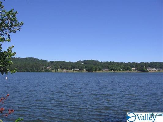 109 Riviera Drive - Photo 1
