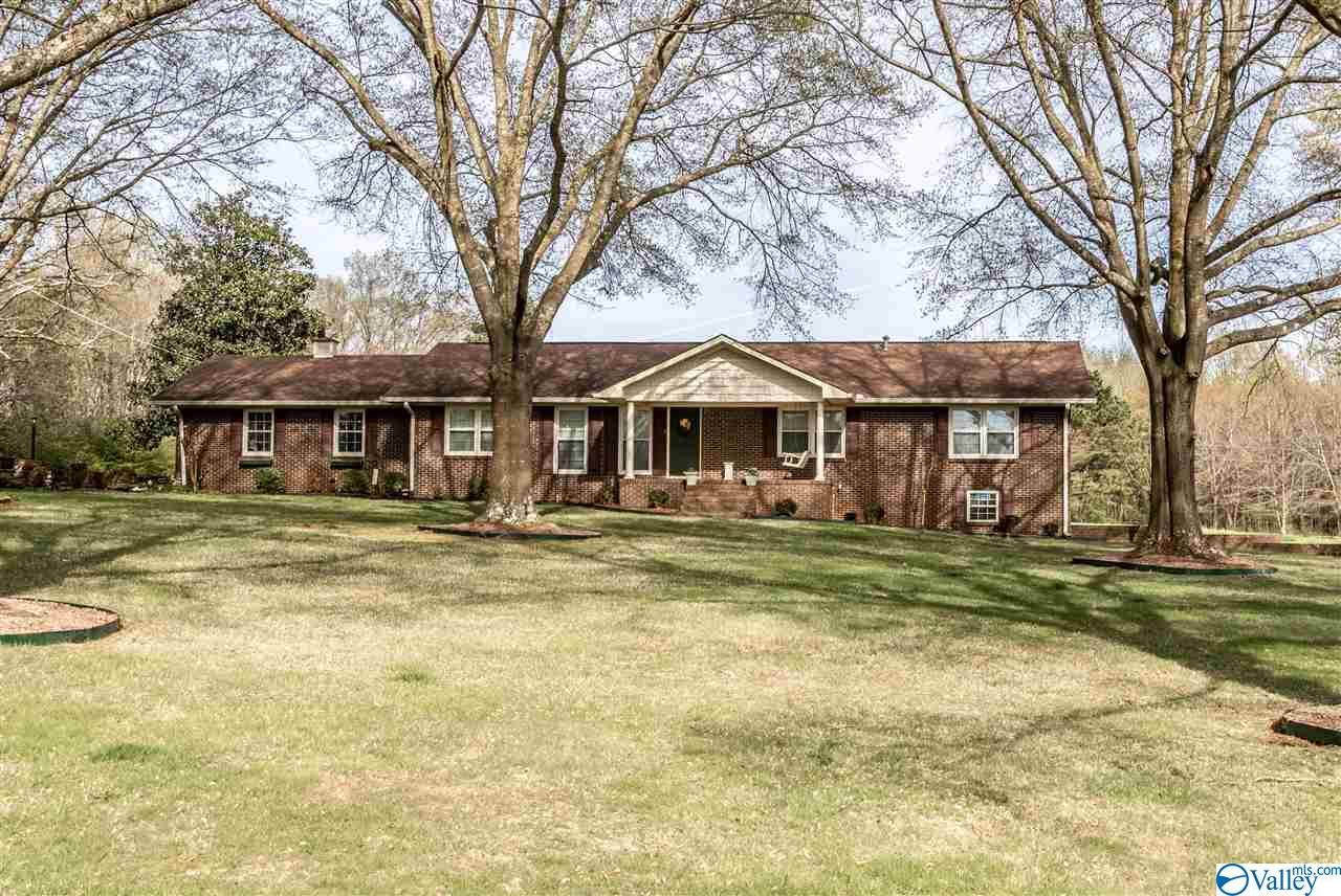 141 Bentwood Lane - Photo 1