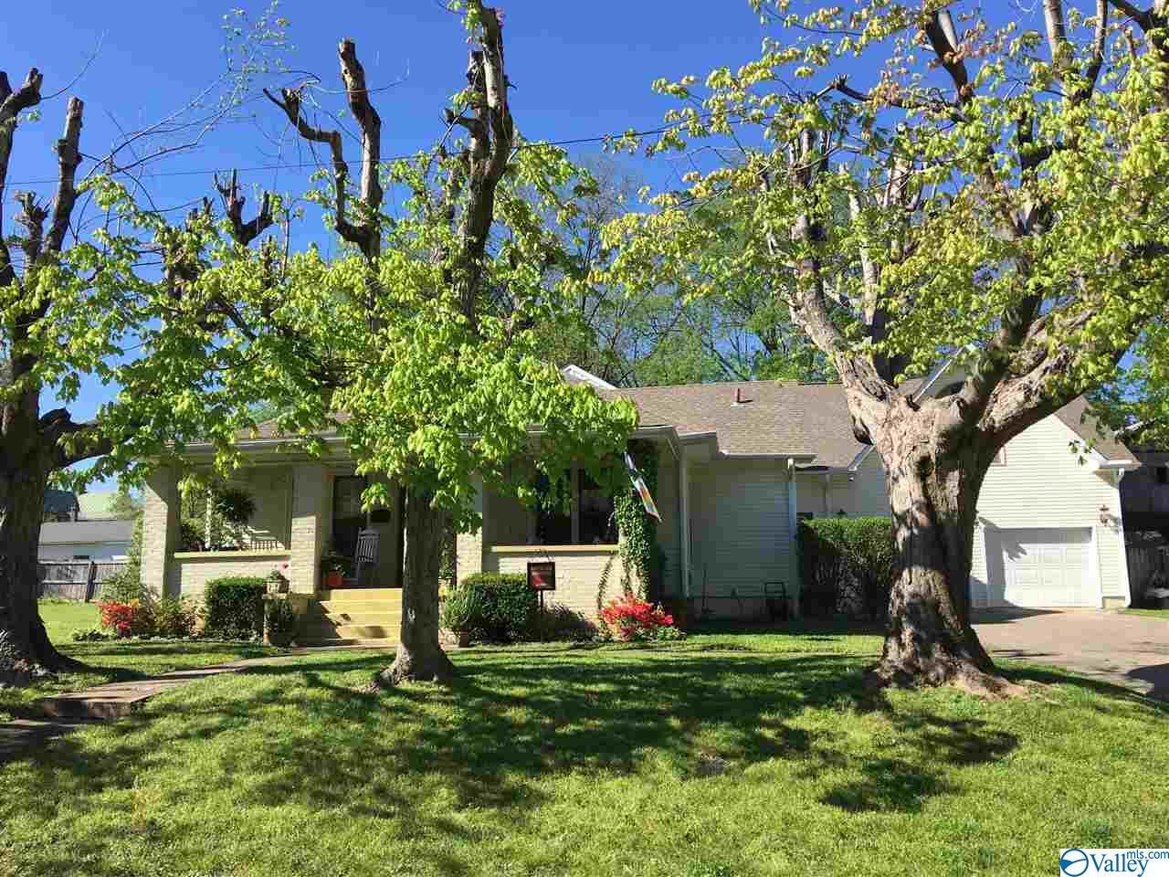 311 Lee Street - Photo 1