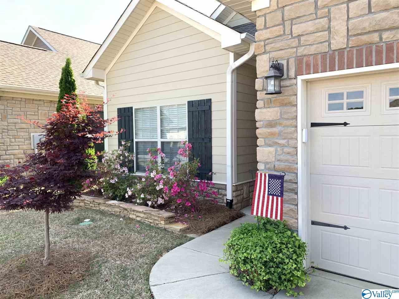 18 Rose Hip Lane - Photo 1