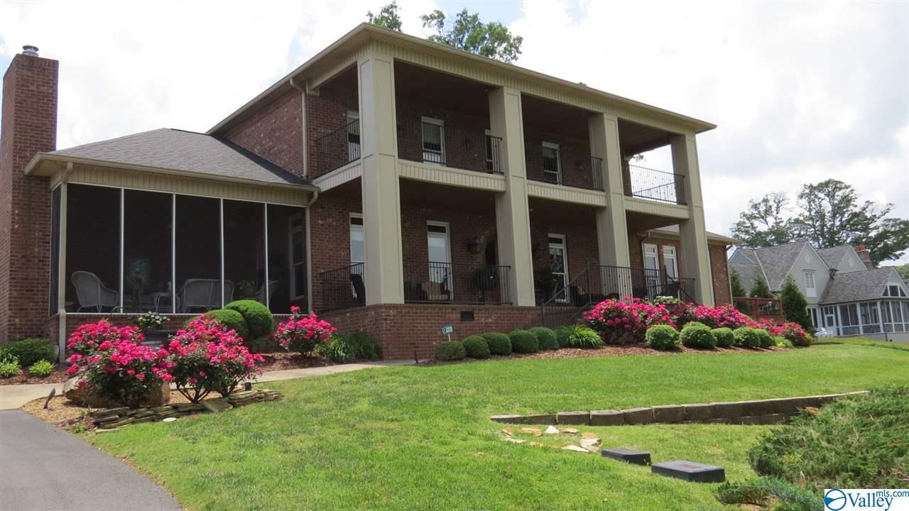 2016 Scott Street - Photo 1