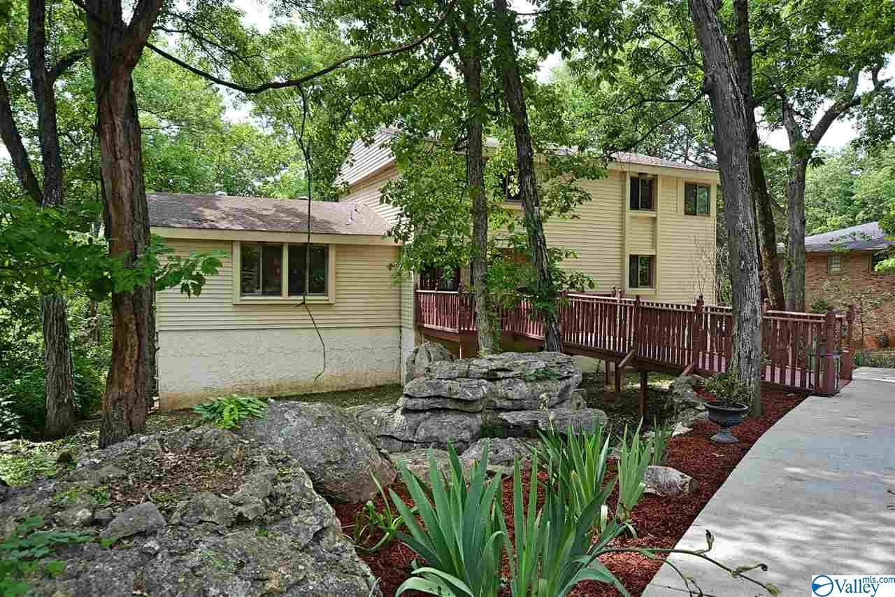 5708 Tannahill Circle - Photo 1