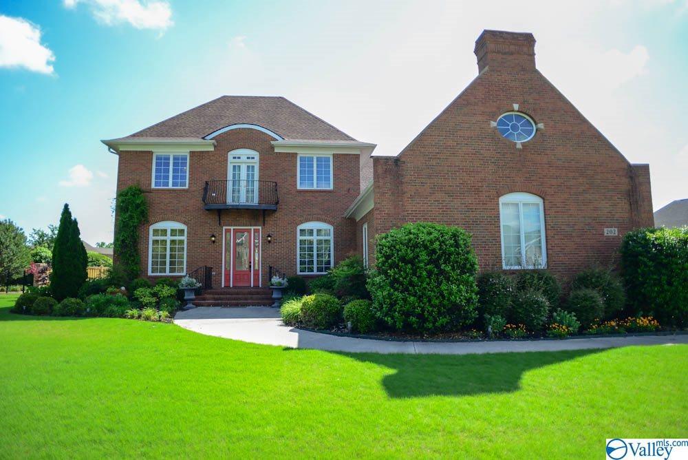 202 Crownridge Drive - Photo 1