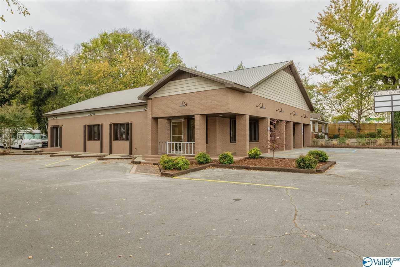 2907 Governors Drive - Photo 1