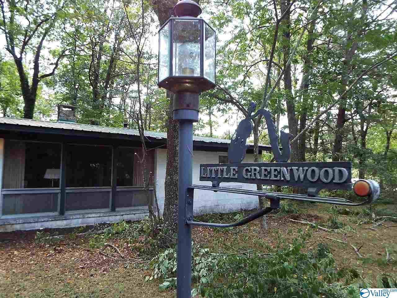 112 Cool Street - Photo 1
