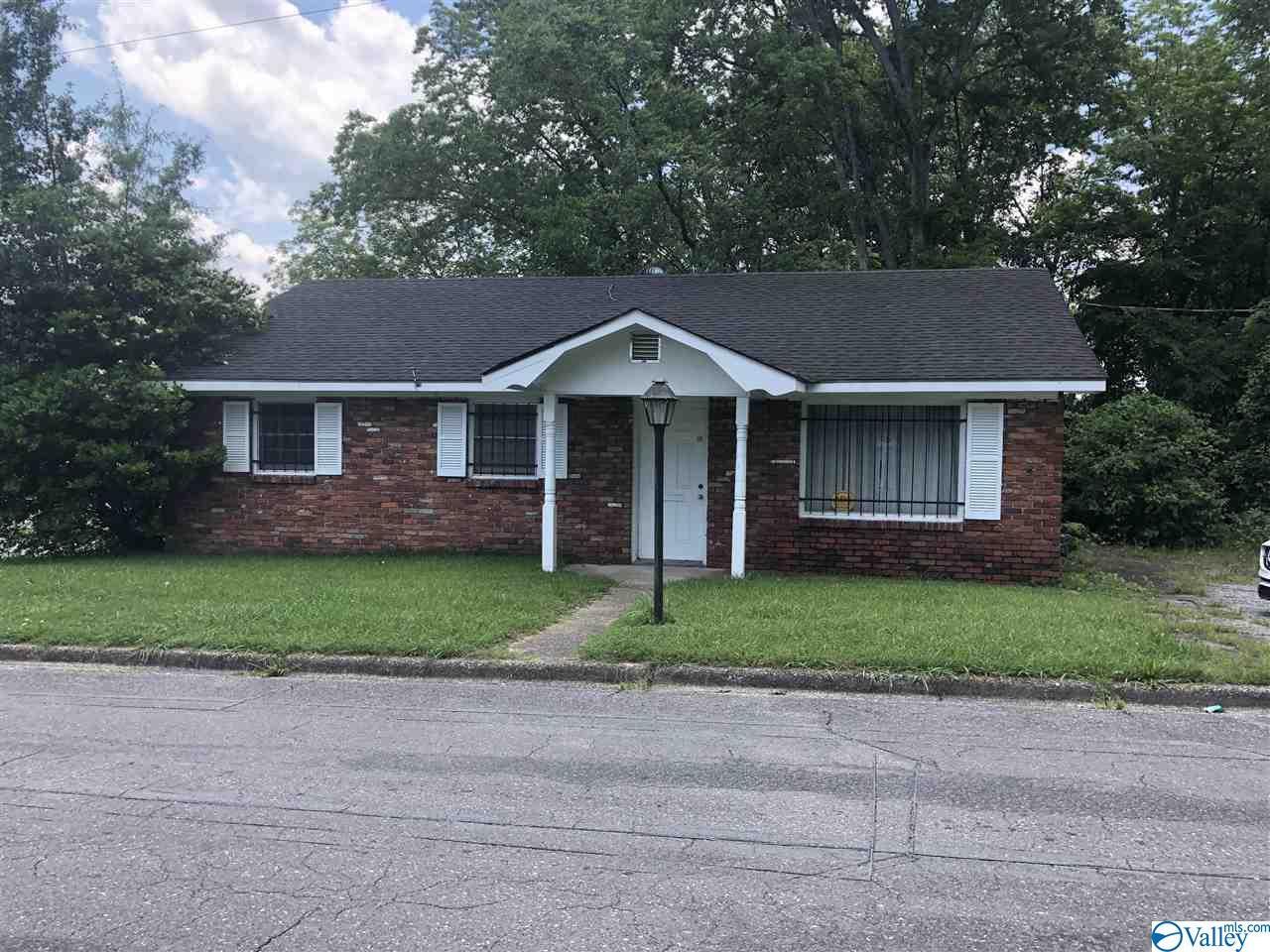 1601 Forrest Avenue - Photo 1