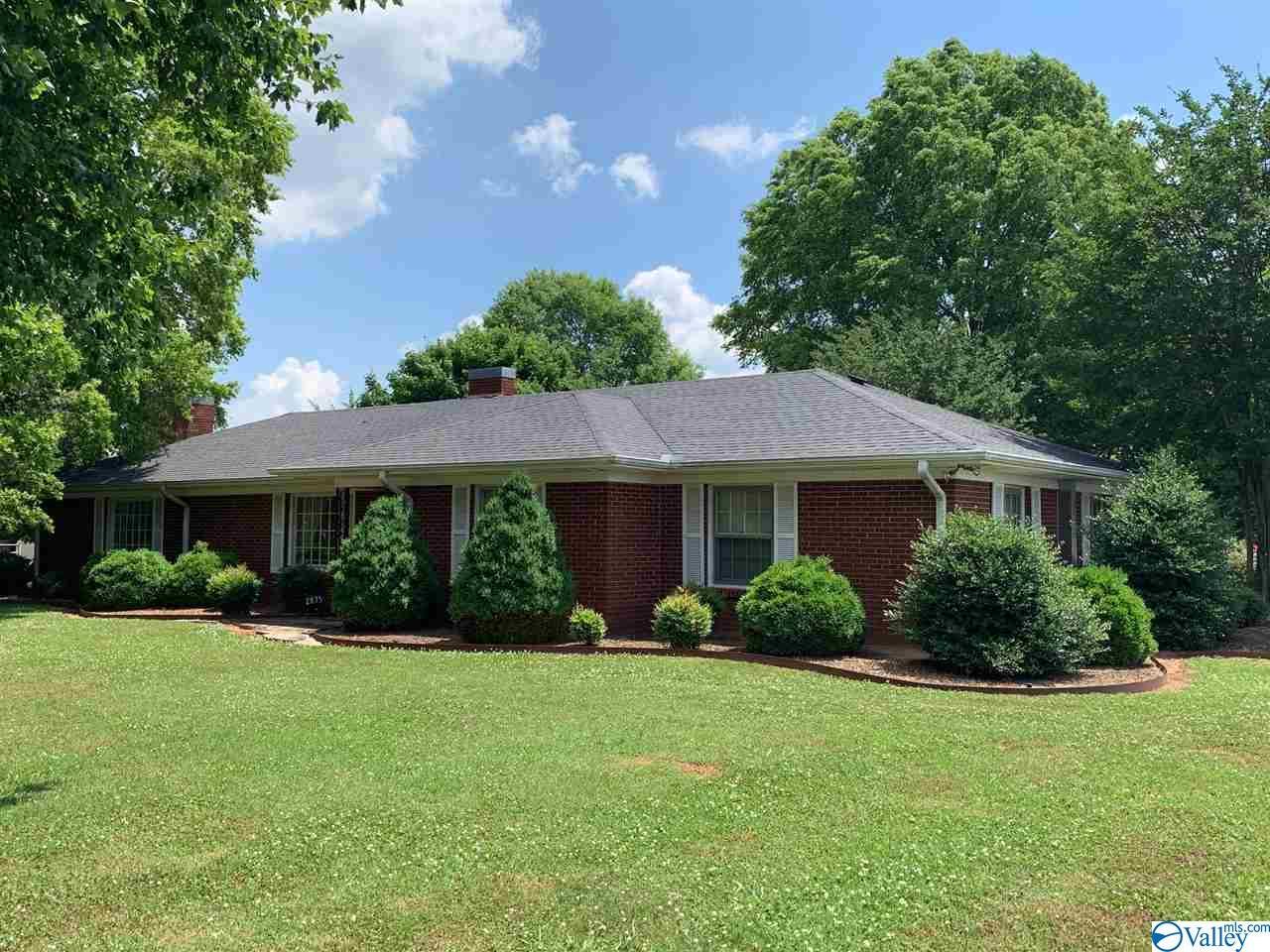 2075 Hwy 31 - Photo 1
