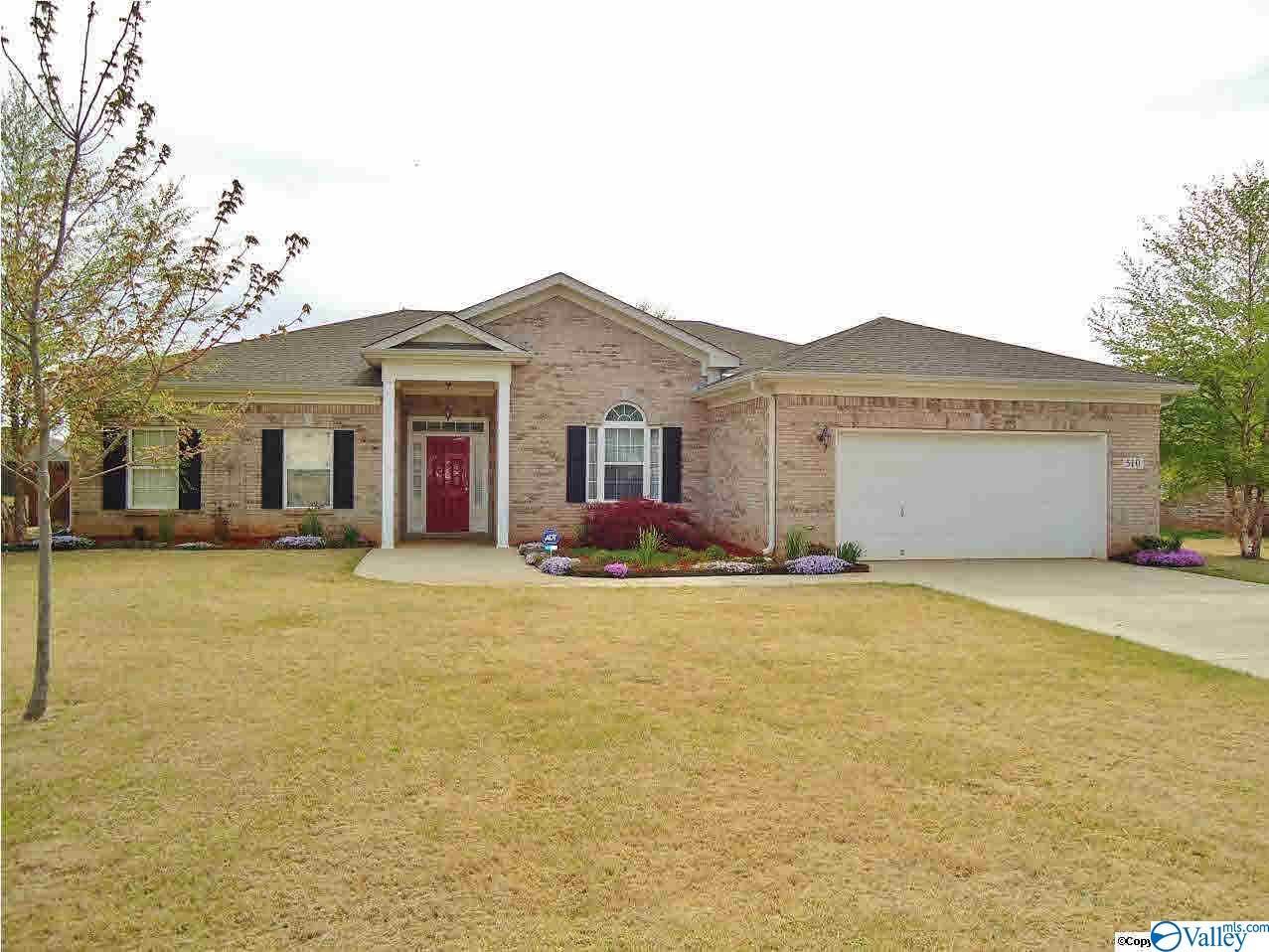 510 Bell Circle - Photo 1