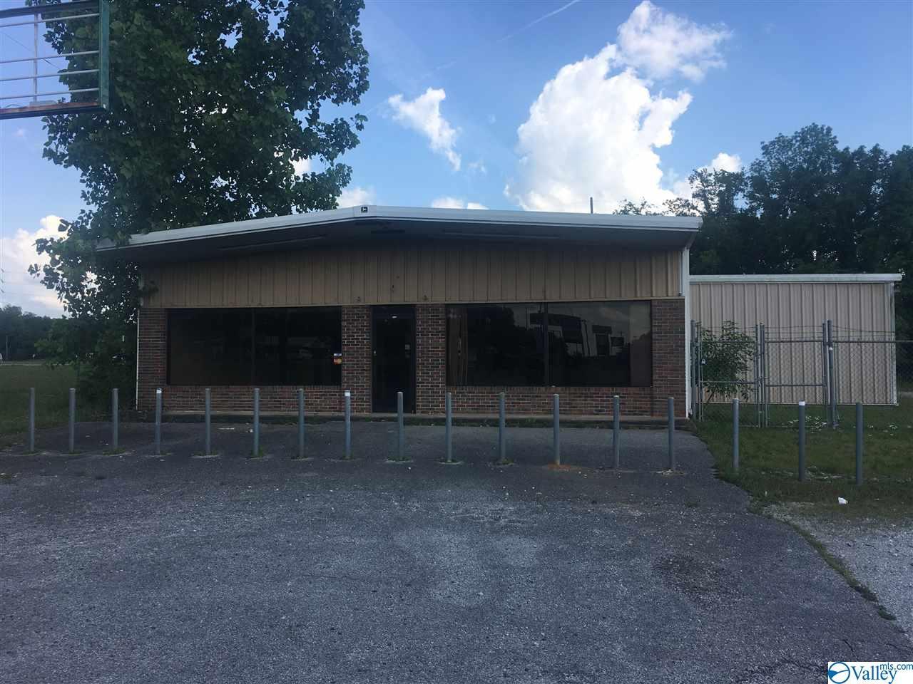 150 Pickens Avenue - Photo 1