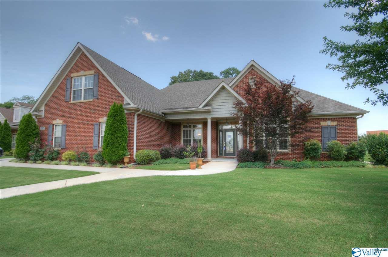132 Mattie Court - Photo 1