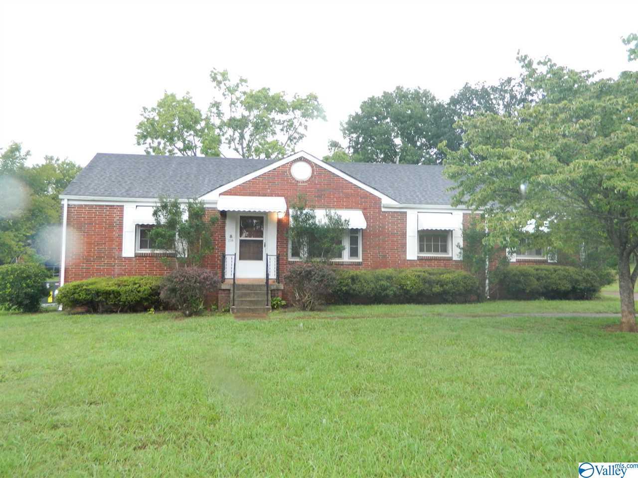 2216 Suzanne Circle - Photo 1