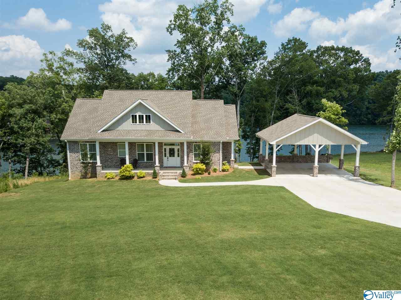 252 Freeman Drive - Photo 1