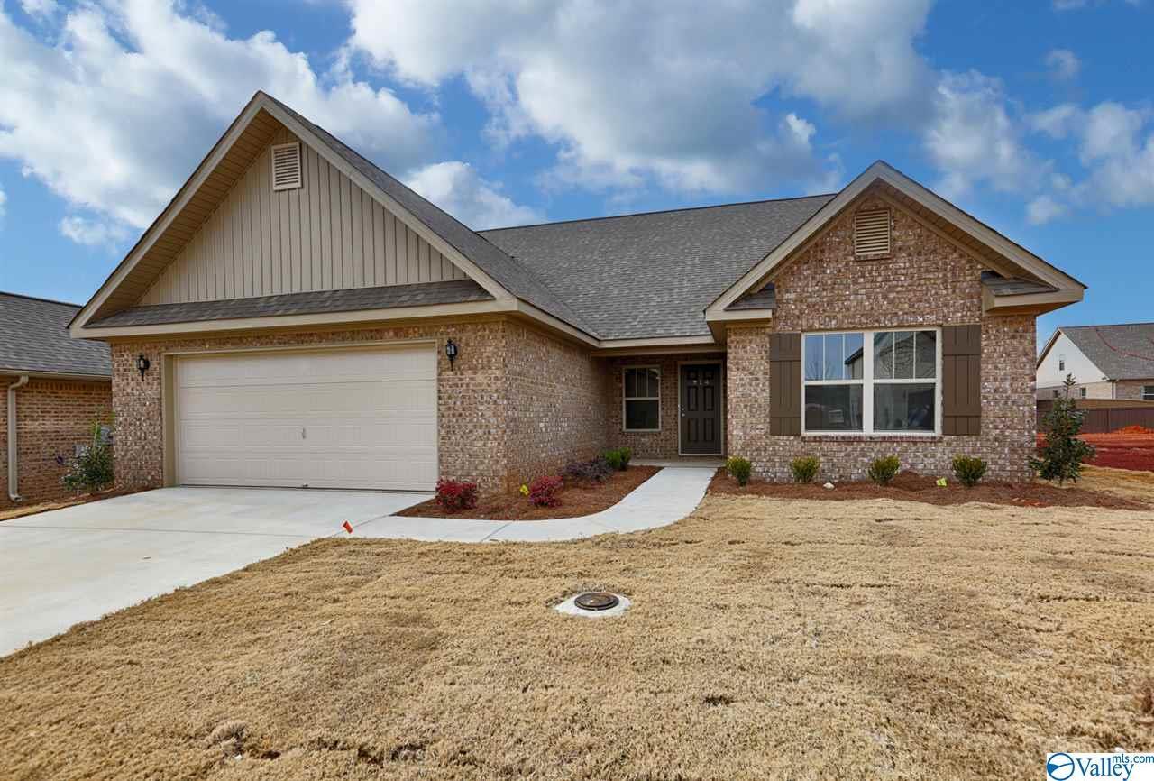 110 Edgestone Drive - Photo 1