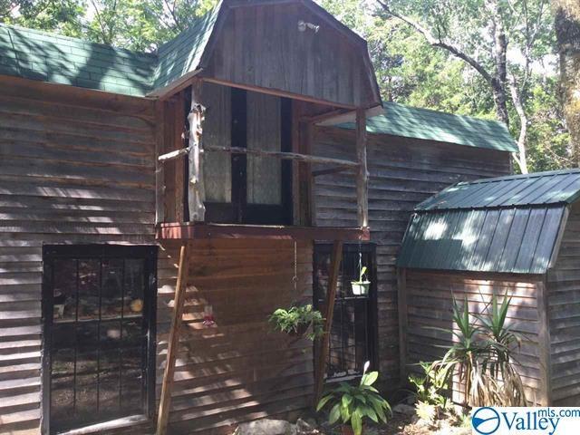 1516 Lacon Road - Photo 1