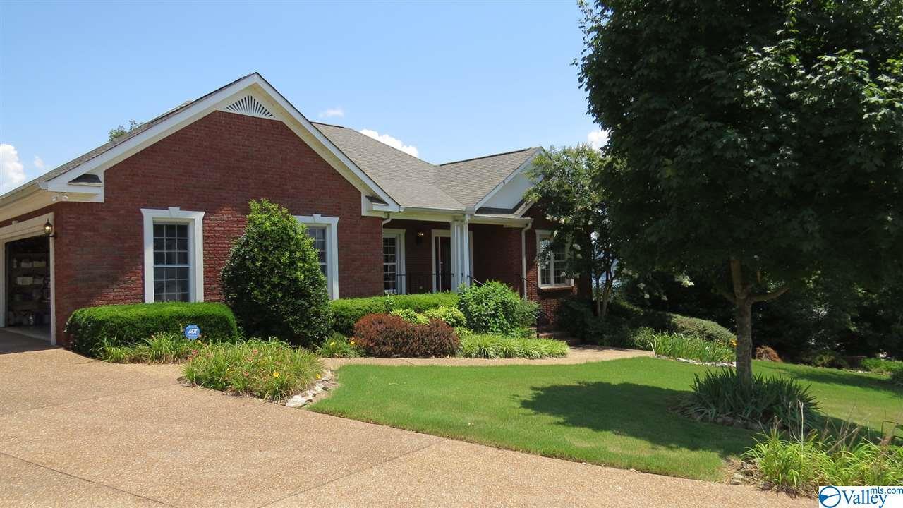 121 Eagle Ridge Drive - Photo 1