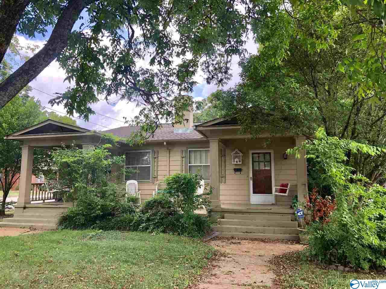 1001 and 1003 Locust Avenue - Photo 1