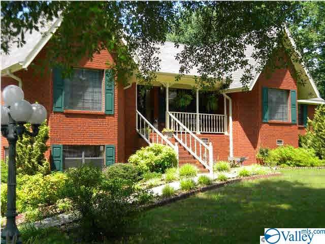 111 East Dons Avenue - Photo 1