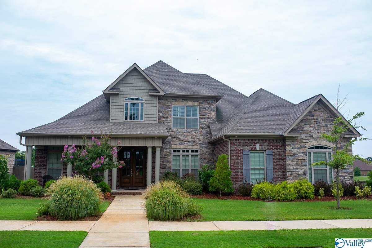 113 Torrington Drive - Photo 1