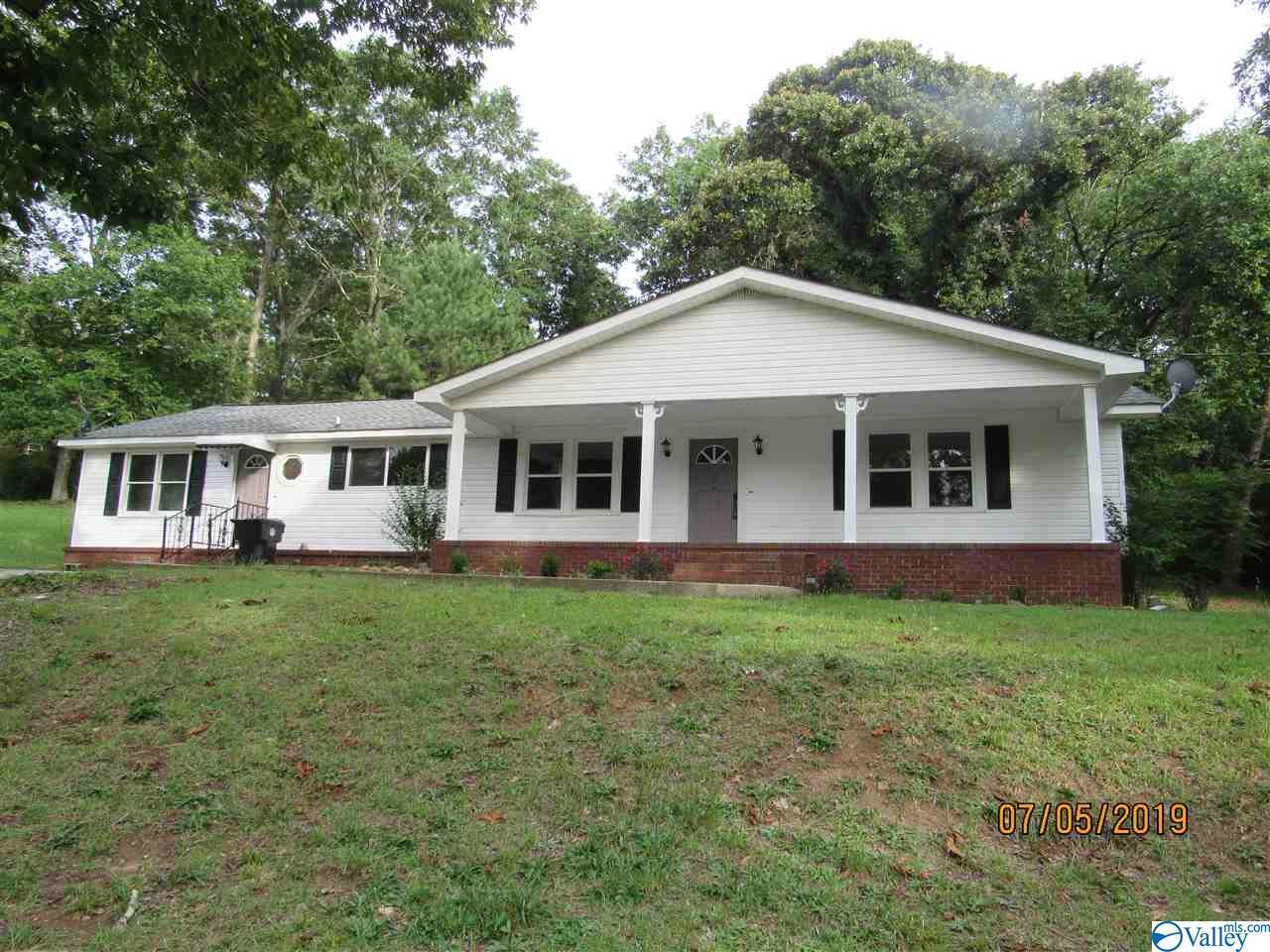 309 Noccalula Drive - Photo 1