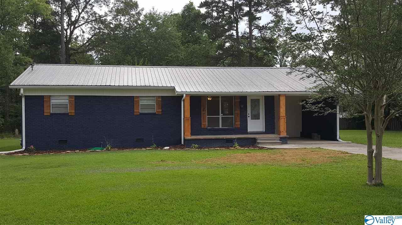 709 Case Ave - Photo 1