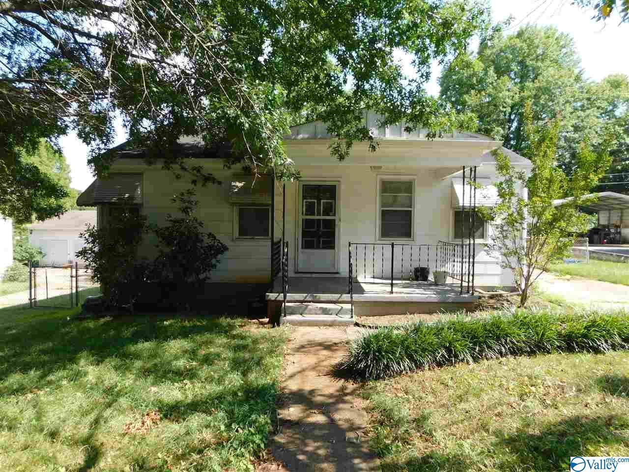 807 Crestline Road - Photo 1