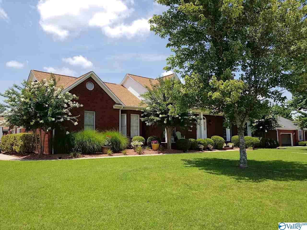 1710 Nella Drive - Photo 1