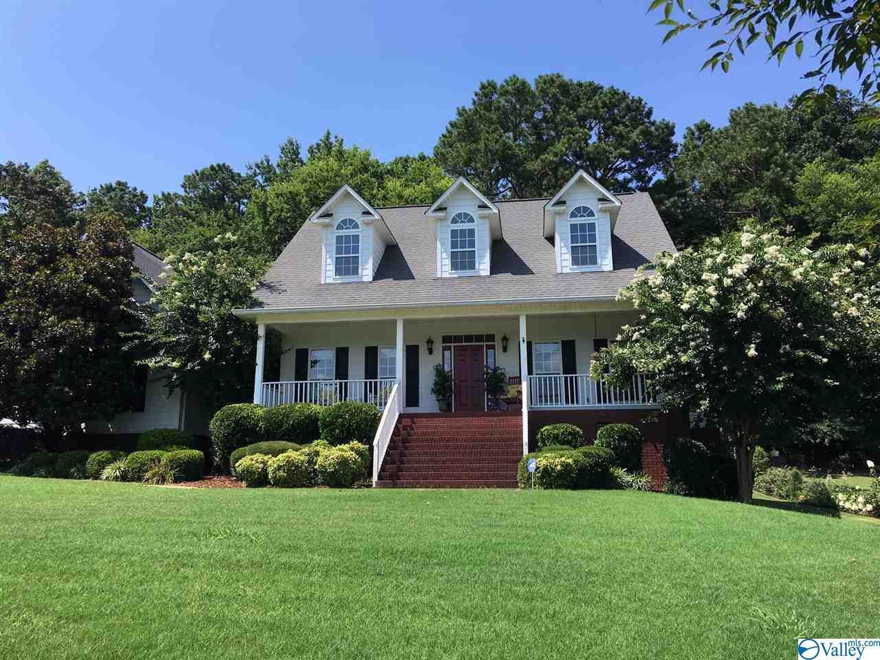 204 Tomahawk Circle - Photo 1