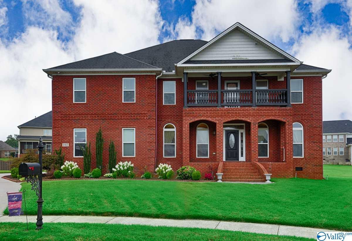 102 Springhaven Drive - Photo 1