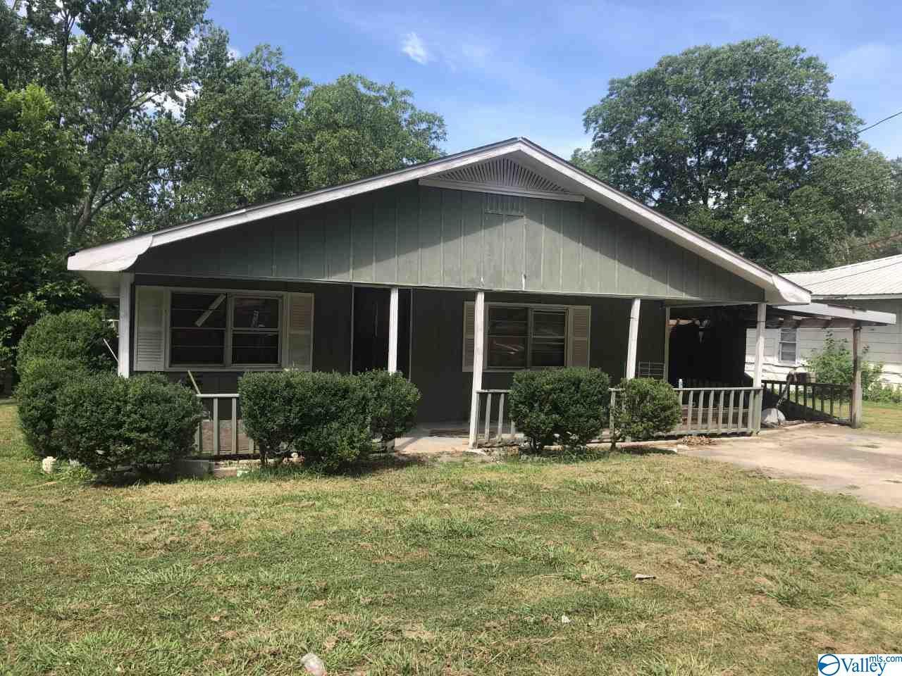 413 Rose Road - Photo 1