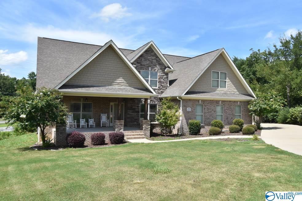 94 Shoreline Circle - Photo 1
